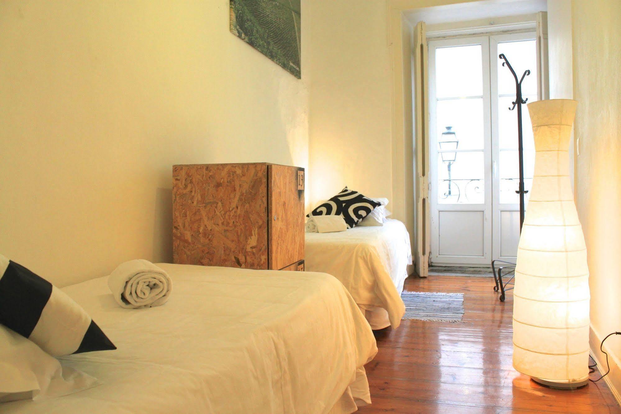 G&B - Hostel&Wines Lisboa Exterior foto